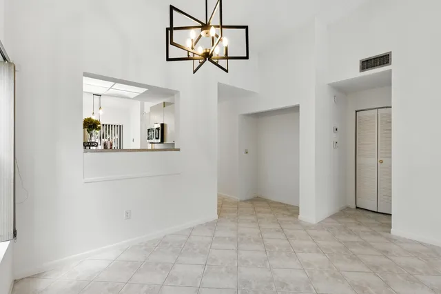 $2,000 | 3646 English Road, Unit D, Lake Worth, FL 33467