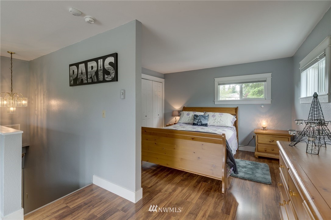17403 Gravenstein Road Bothell, WA 98012 - Photo 11 of 21