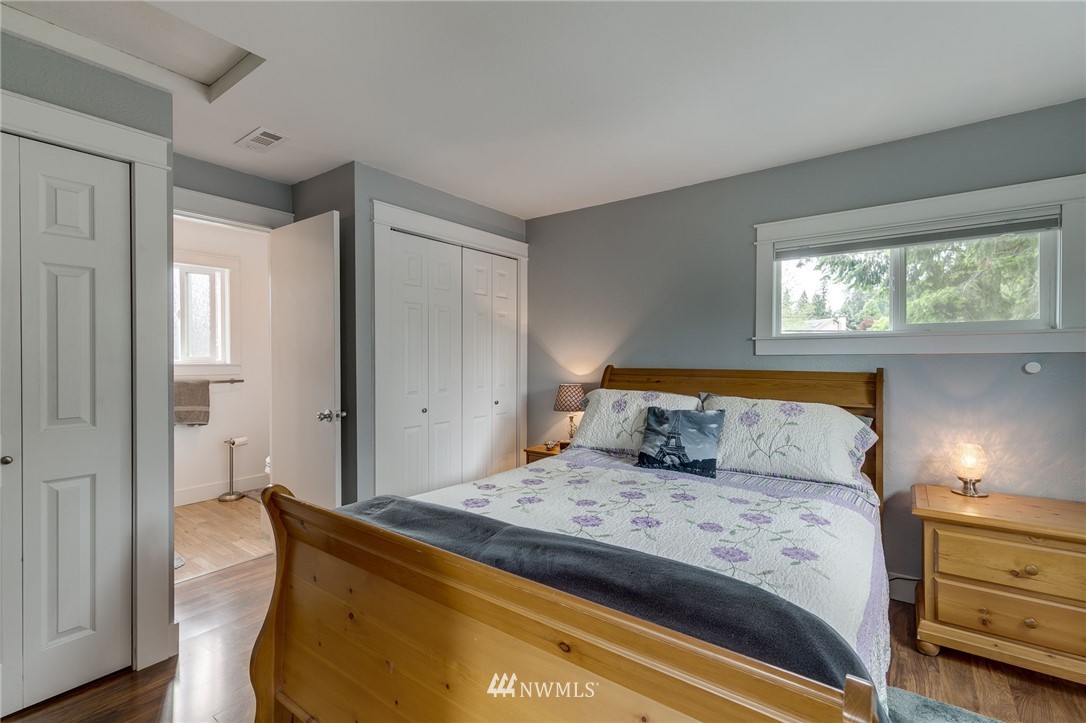 17403 Gravenstein Road Bothell, WA 98012 - Photo 12 of 21