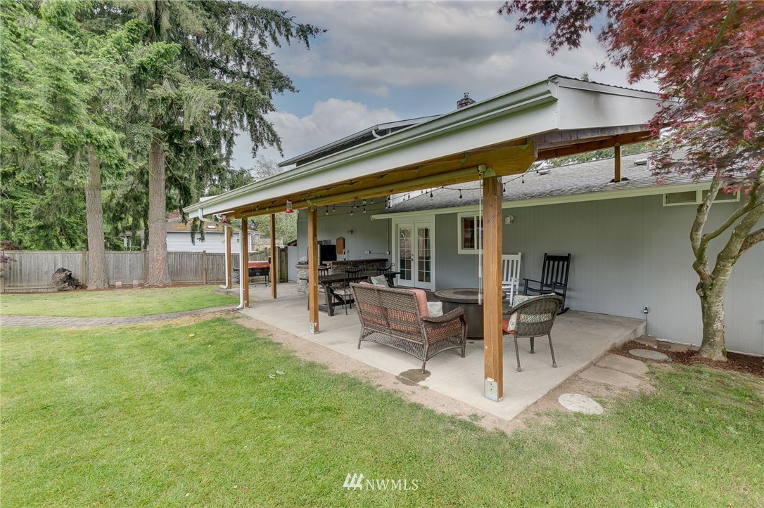 17403 Gravenstein Road Bothell, WA 98012 - Photo 19 of 21