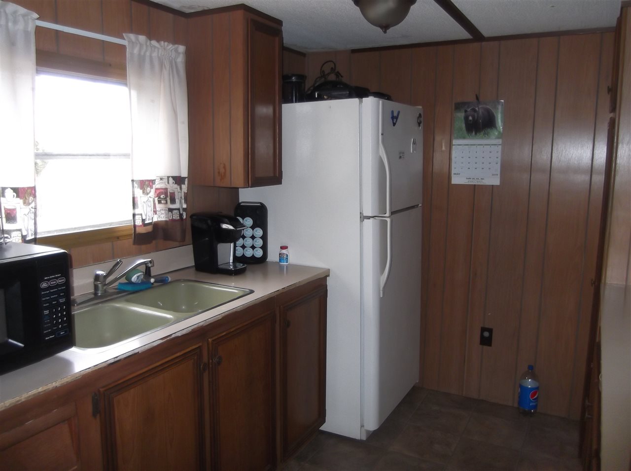 6740 Shellenbarger Road Hale, MI 48739 - Photo 12 of 15 1860549-11.JPG