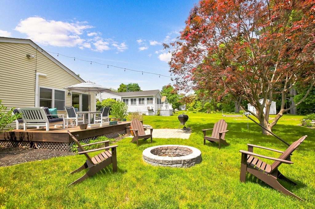 32 Tamarack Road Reading, MA 01867 - Photo 8 of 42 Gallery Image 8