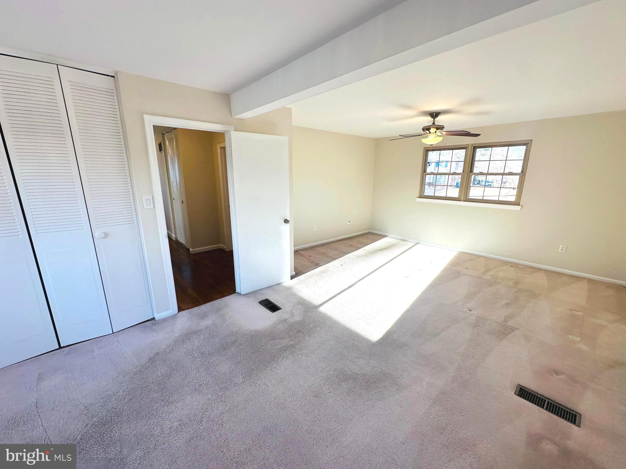 8601 Kenilworth Drive Springfield, VA 22151 - Photo 22 of 47 a view of an empty room and a window