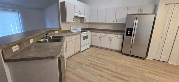 $1,750 | 6875 Southeast 52nd Street, Ocala, FL 34472