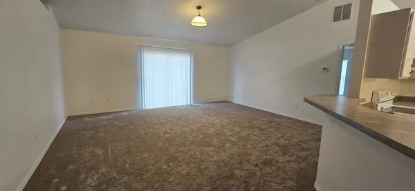 $1,750 | 6875 Southeast 52nd Street, Ocala, FL 34472