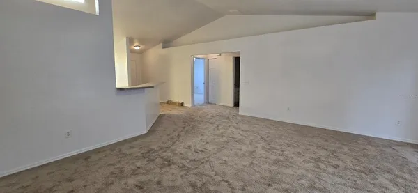 $1,750 | 6875 Southeast 52nd Street, Ocala, FL 34472