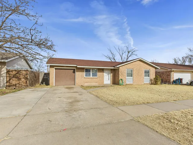 a view of house and outdoor space