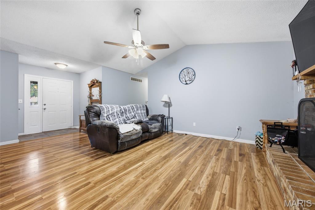 2553 Tricia Lane High Ridge, MO 63049 - Photo 8 of 33 Gallery Image 8