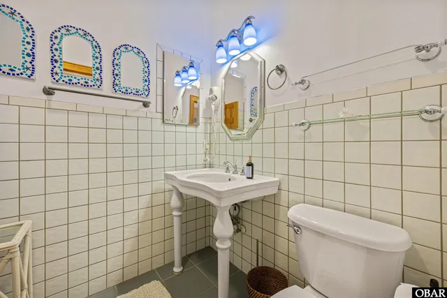 $3,995,000 | 2407 South Virginia Dare Trail, Nags Head, NC 27959