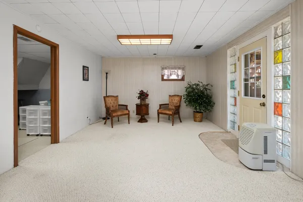 $289,000 | 3709 9th Avenue, Moline, IL 61265