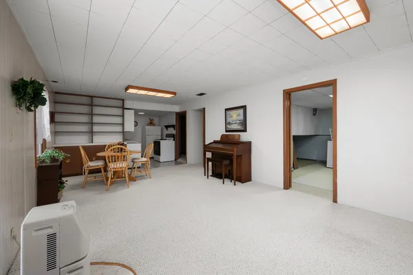 $289,000 | 3709 9th Avenue, Moline, IL 61265