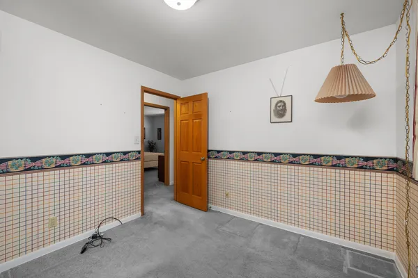 $289,000 | 3709 9th Avenue, Moline, IL 61265