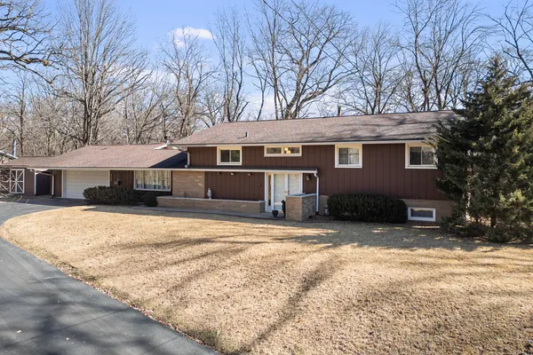 $289,000 | 3709 9th Avenue, Moline, IL 61265