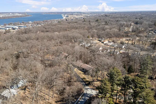 $289,000 | 3709 9th Avenue, Moline, IL 61265