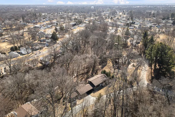 $289,000 | 3709 9th Avenue, Moline, IL 61265