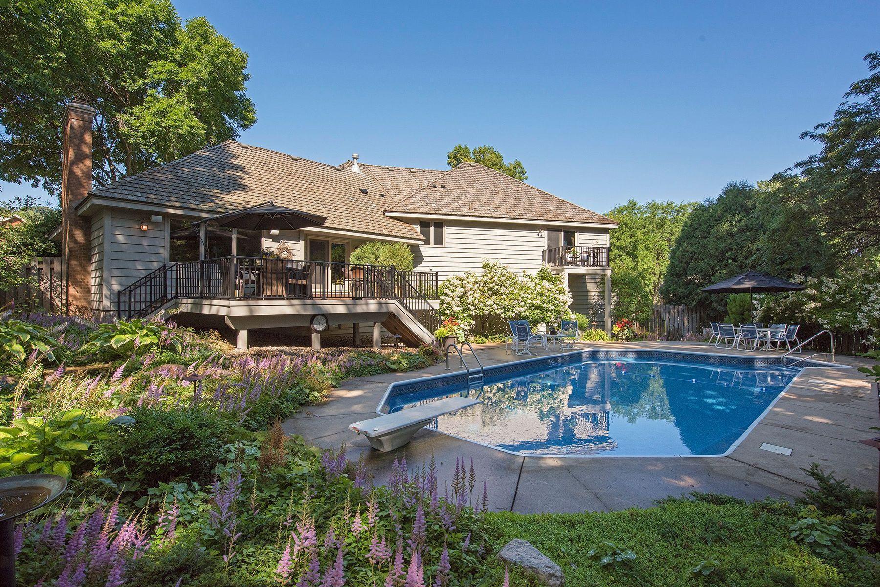 8725 Sandro Road Bloomington, MN 55438 - Photo 60 of 81