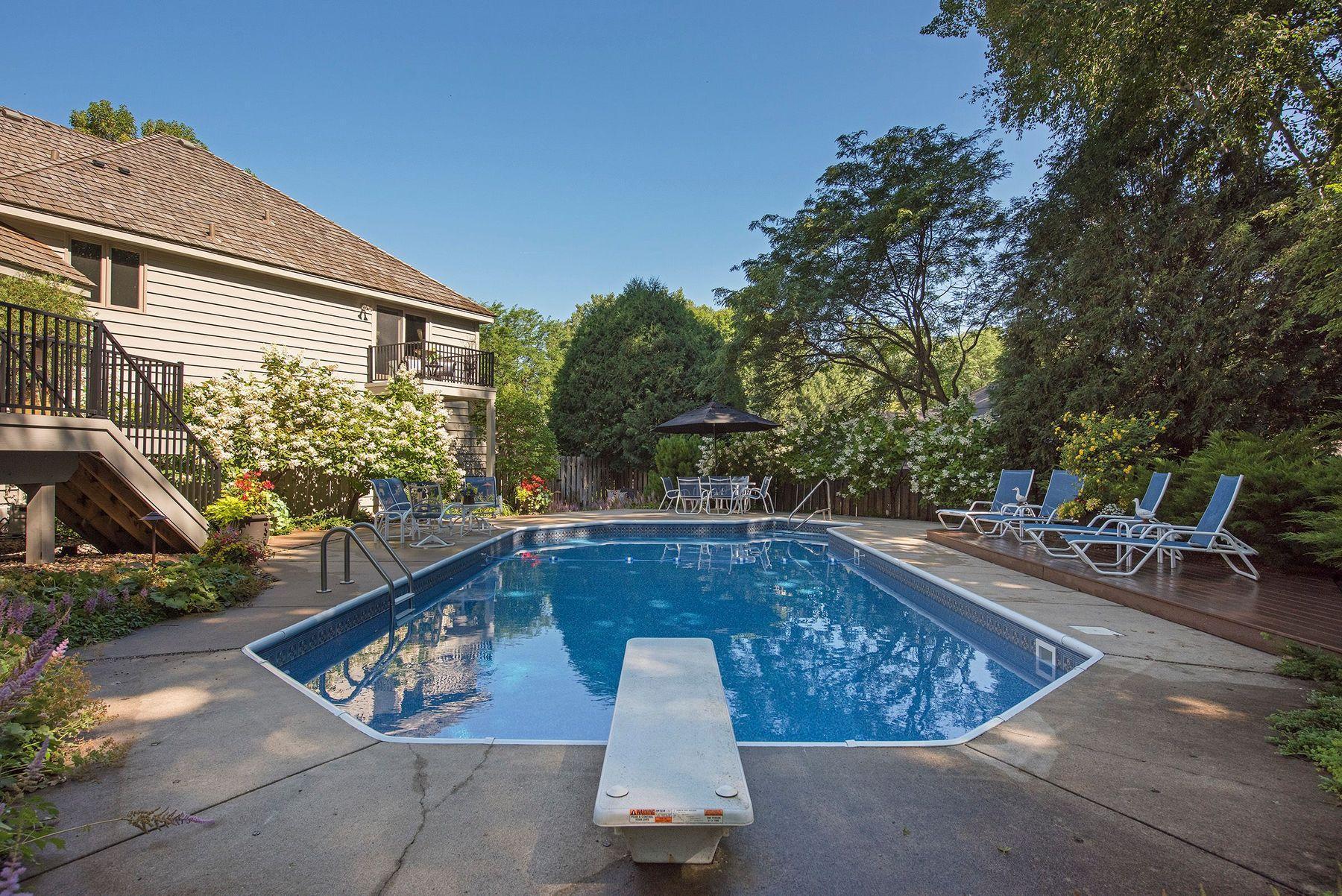 8725 Sandro Road Bloomington, MN 55438 - Photo 61 of 81