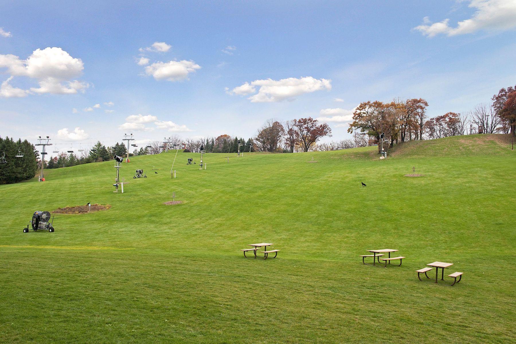 8725 Sandro Road Bloomington, MN 55438 - Photo 78 of 81