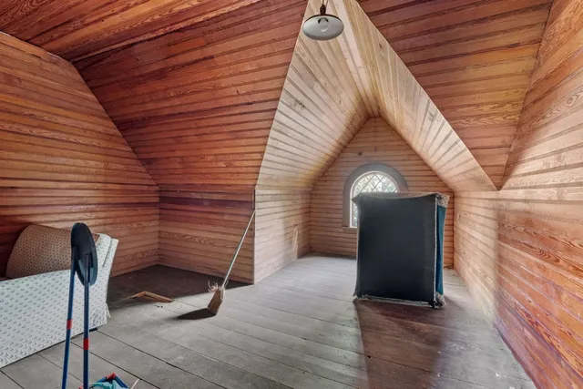 $1,399,000 | 68 Center Street, Wolfeboro, NH 03894