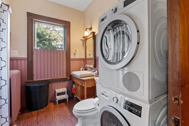 $1,399,000 | 68 Center Street, Wolfeboro, NH 03894