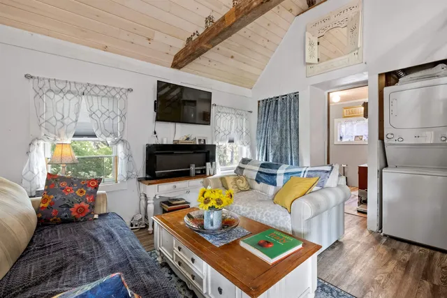 $1,399,000 | 68 Center Street, Wolfeboro, NH 03894