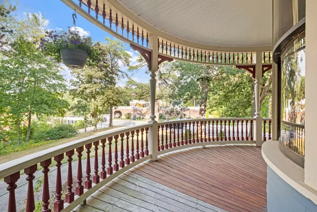 $1,399,000 | 68 Center Street, Wolfeboro, NH 03894