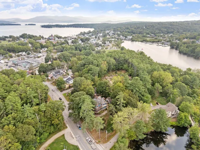 $1,399,000 | 68 Center Street, Wolfeboro, NH 03894