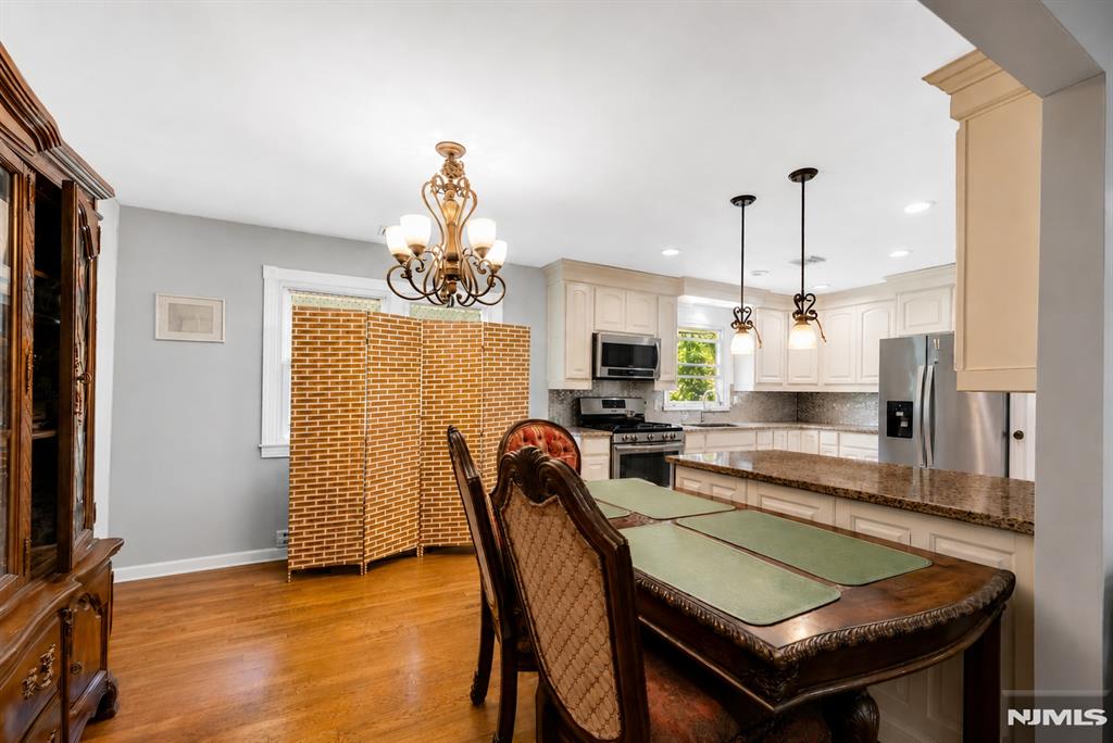 310 Ruckman Road Closter, NJ 07624 - Photo 7 of 30