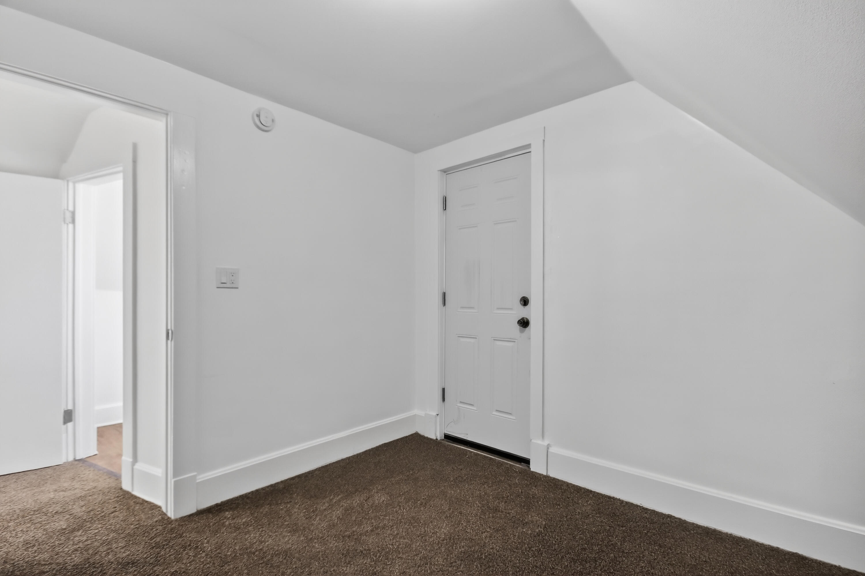 5378 North 36th Street Milwaukee, WI 53209 - Photo 24 of 34 5738 N 36th St Bedroom 4