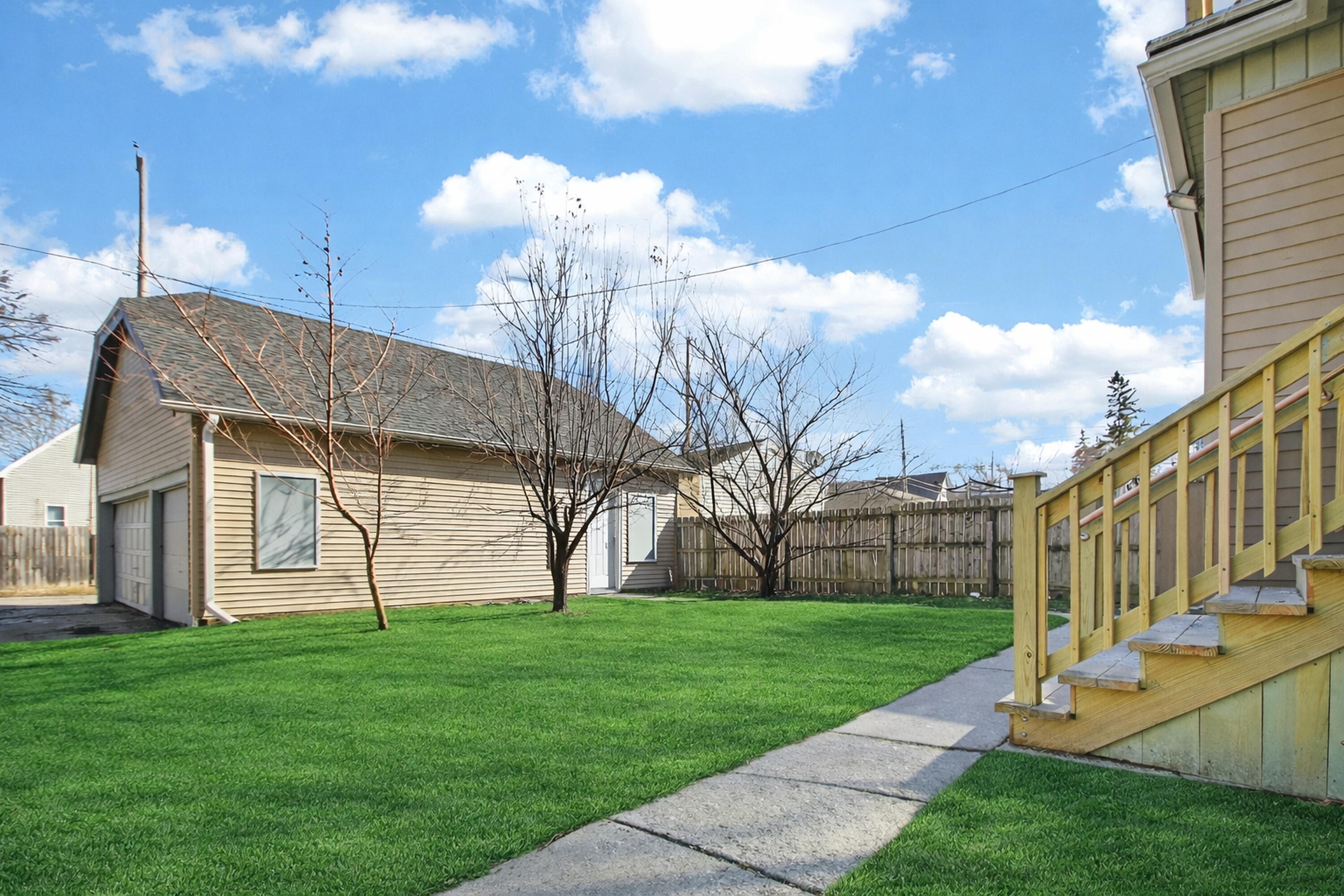 5378 North 36th Street Milwaukee, WI 53209 - Photo 32 of 34 5738 N 36th St - Backyard View 1 AI