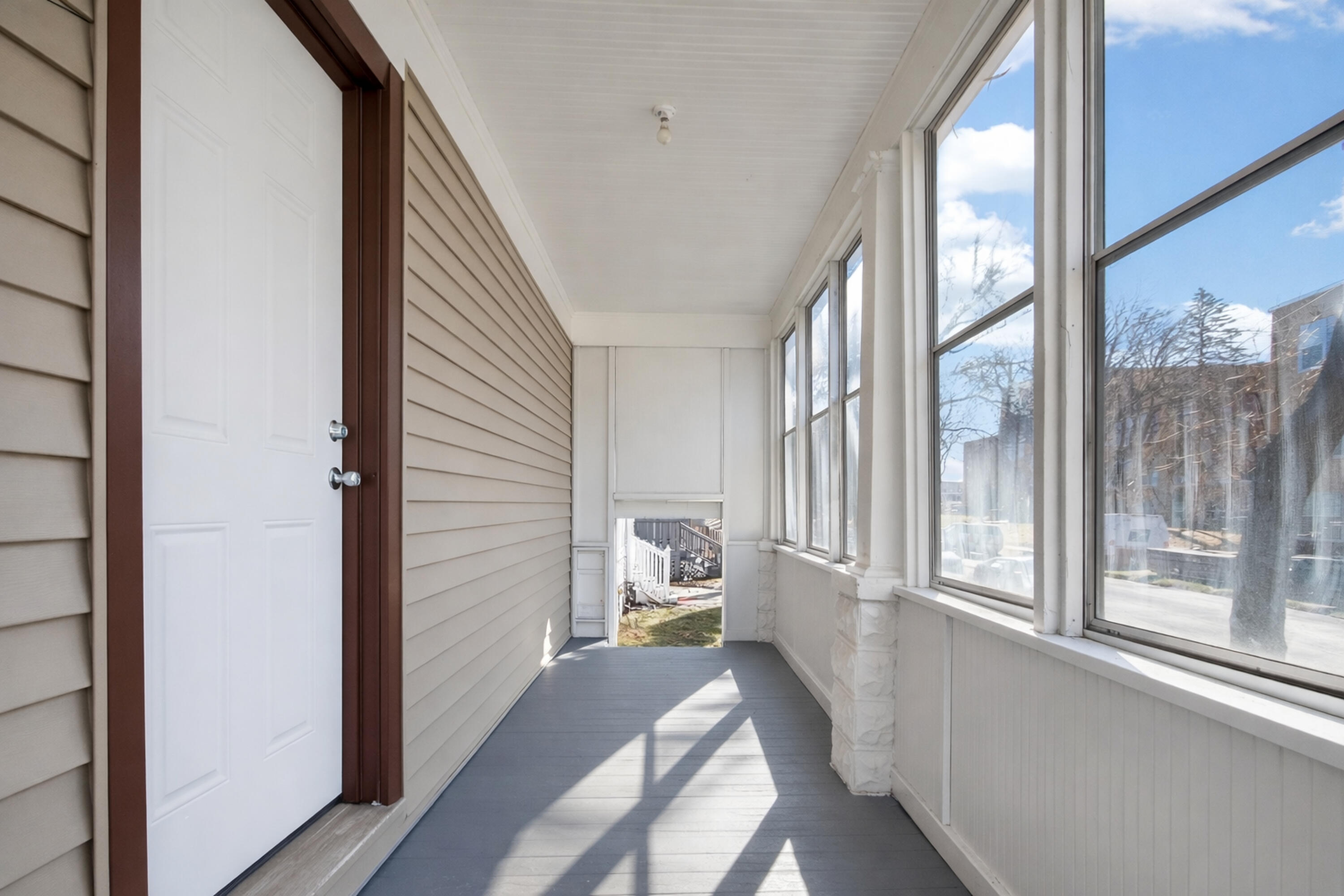 5378 North 36th Street Milwaukee, WI 53209 - Photo 4 of 34 5738 N 36th St - Porch