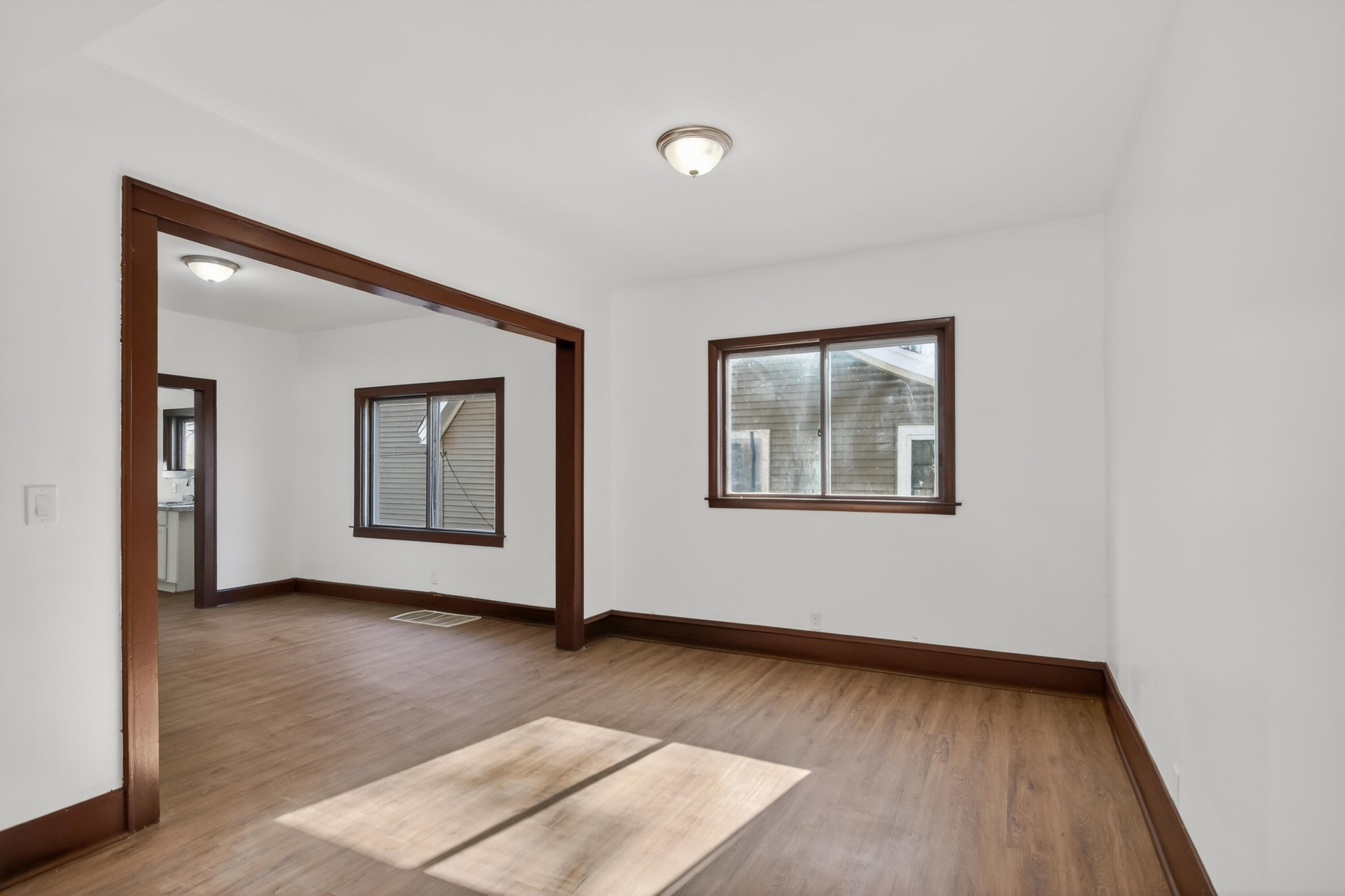 5378 North 36th Street Milwaukee, WI 53209 - Photo 6 of 34 5738 N 36th St - Living Room