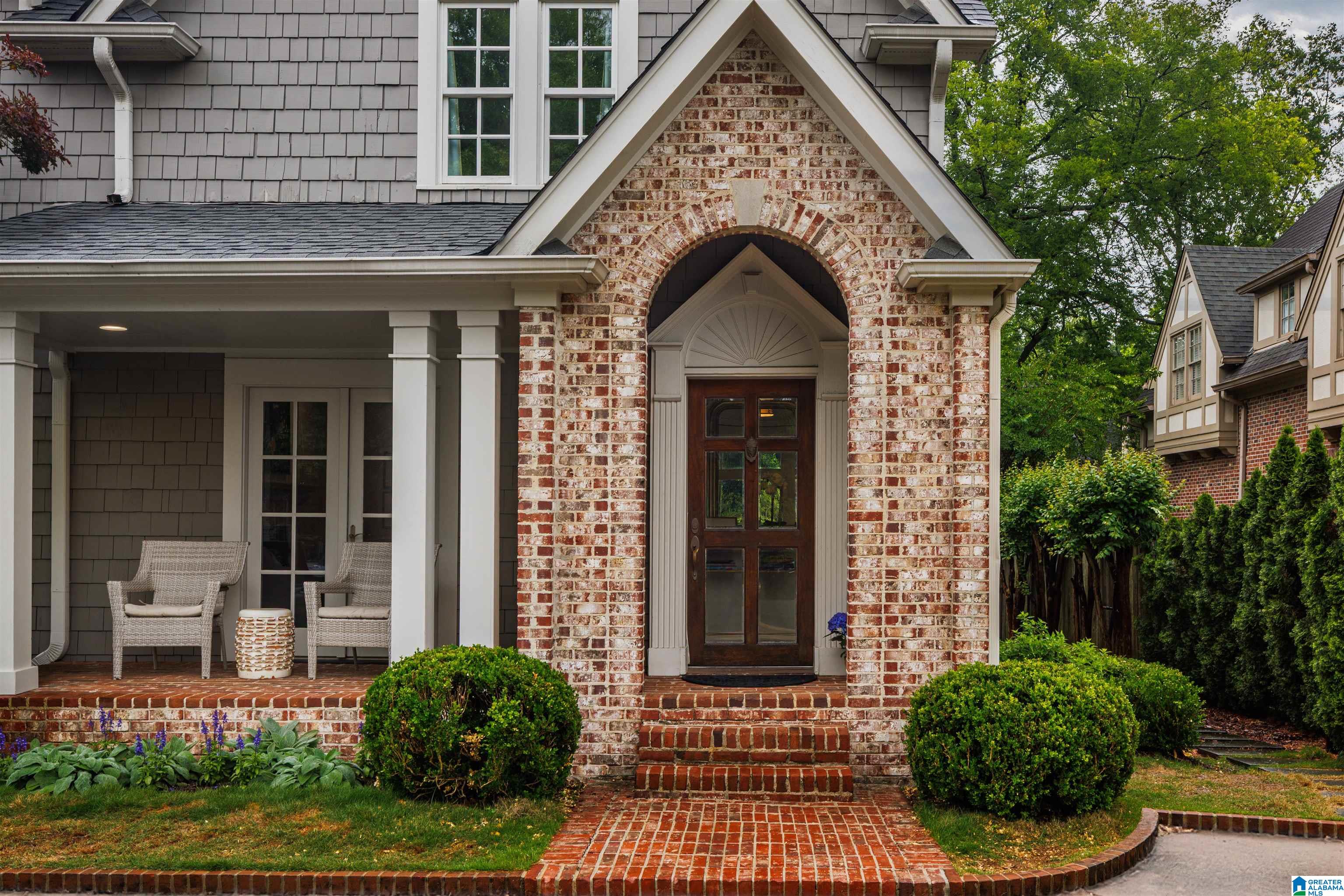 13 Spring Street Mountain Brook, AL 35213 - Photo 6 of 73 Gallery Image 6