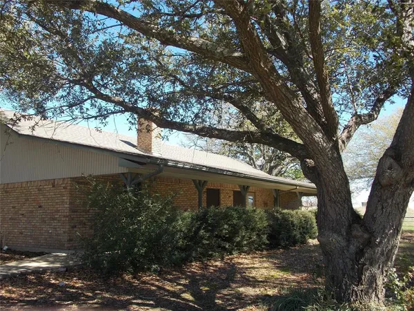 $325,000 | 10211 Bluebonnet Drive, Scurry, TX 75158
