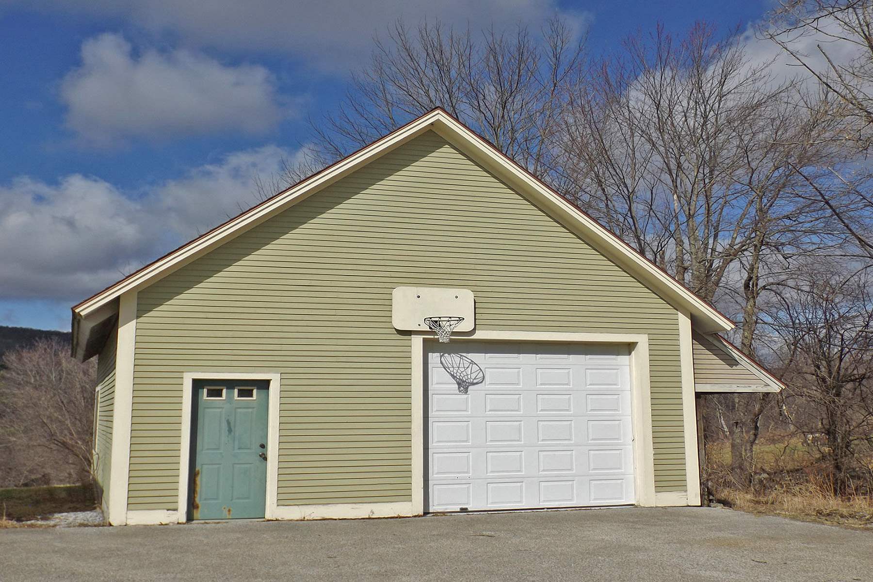 1625 Middle Road Clarendon, VT 05759 - Photo 3 of 32 Gallery Image 3