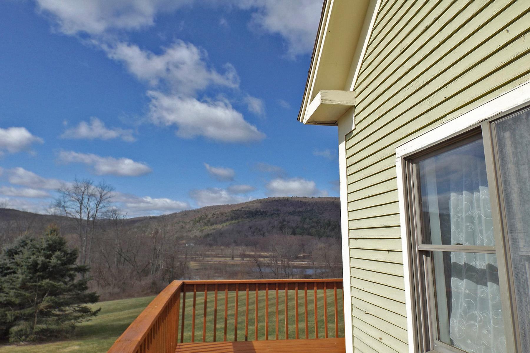 1625 Middle Road Clarendon, VT 05759 - Photo 6 of 32 Gallery Image 6