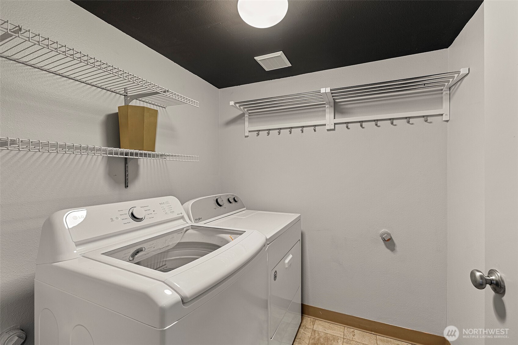 798 W Road Sedro-Woolley, WA 98284 - Photo 21 of 29