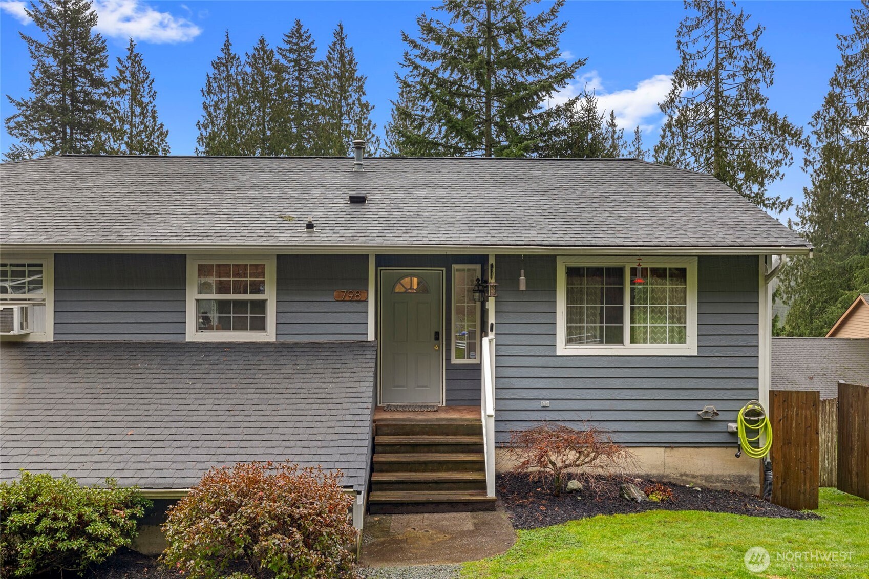 798 W Road Sedro-Woolley, WA 98284 - Photo 21 of 31
