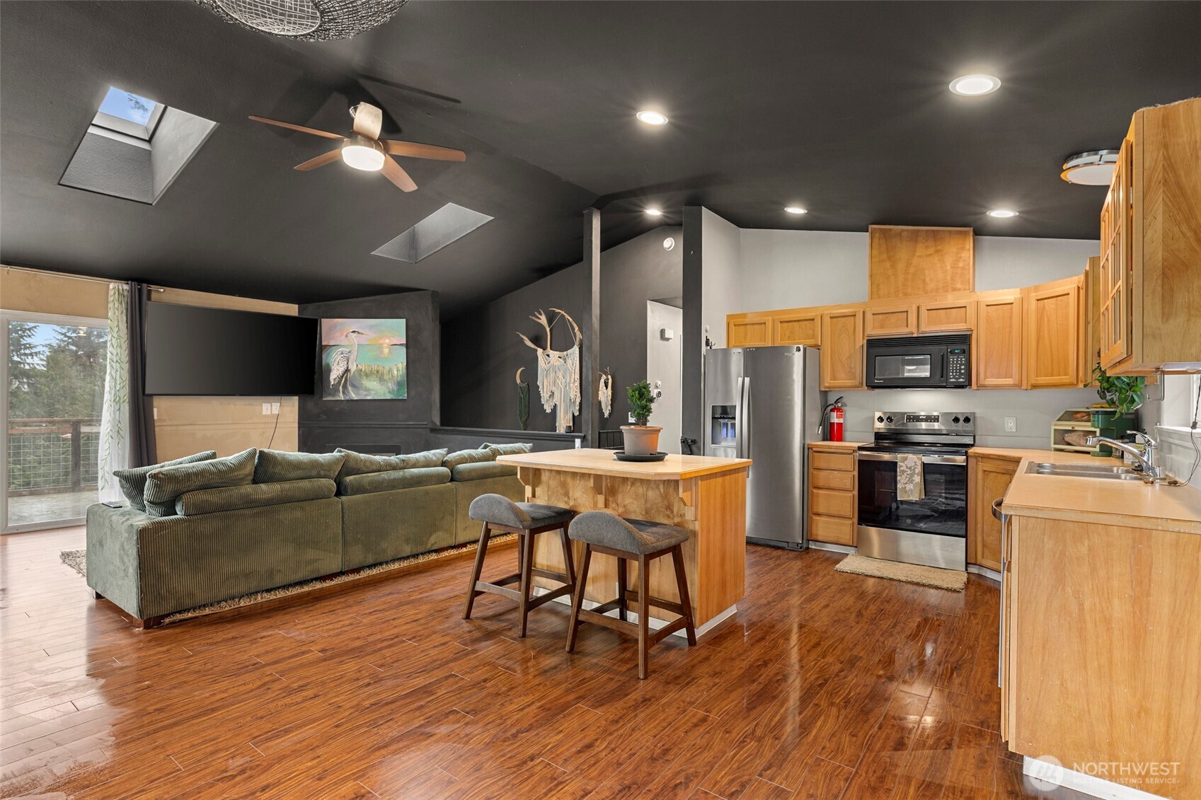 798 W Road Sedro-Woolley, WA 98284 - Photo 7 of 29