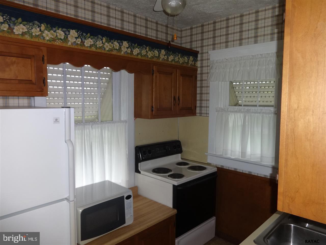 5774 Hanover Road Hanover, PA 17331 - Photo 7 of 31