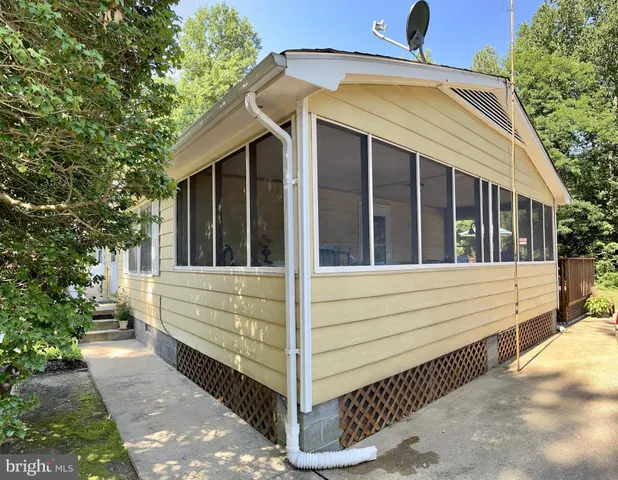 $195,000 | 815 Cabin Point Drive, Montross, VA 22520