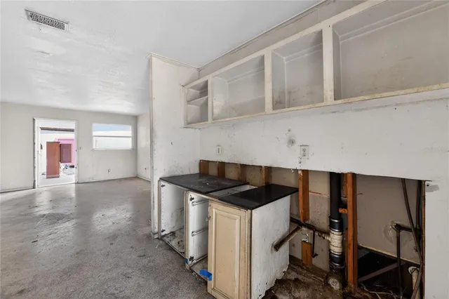 $255,000 | 5601 16th Street West, Bradenton, FL 34207