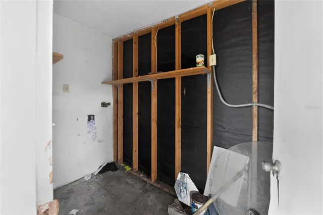 $255,000 | 5601 16th Street West, Bradenton, FL 34207