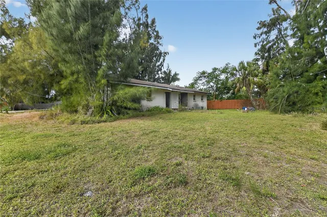 $255,000 | 5601 16th Street West, Bradenton, FL 34207