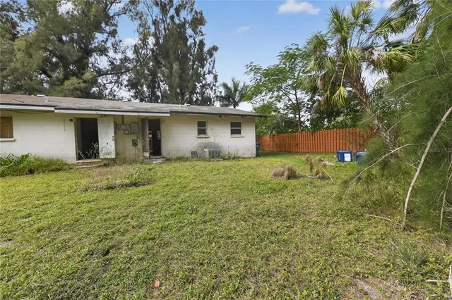 $255,000 | 5601 16th Street West, Bradenton, FL 34207
