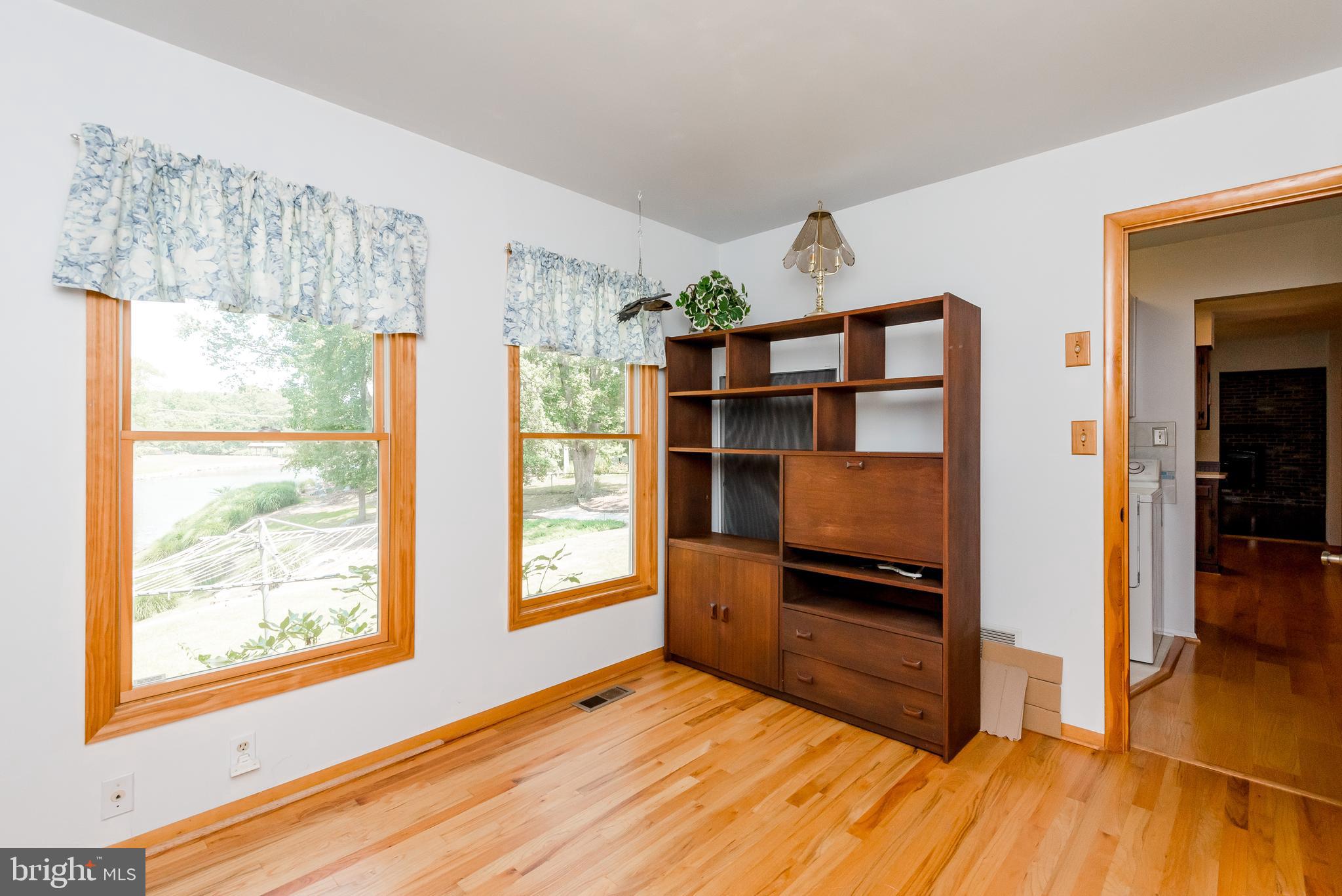 1768 Nanticoke Road Pasadena, MD 21122 - Photo 14 of 39 Could be anything Room off laundry rm