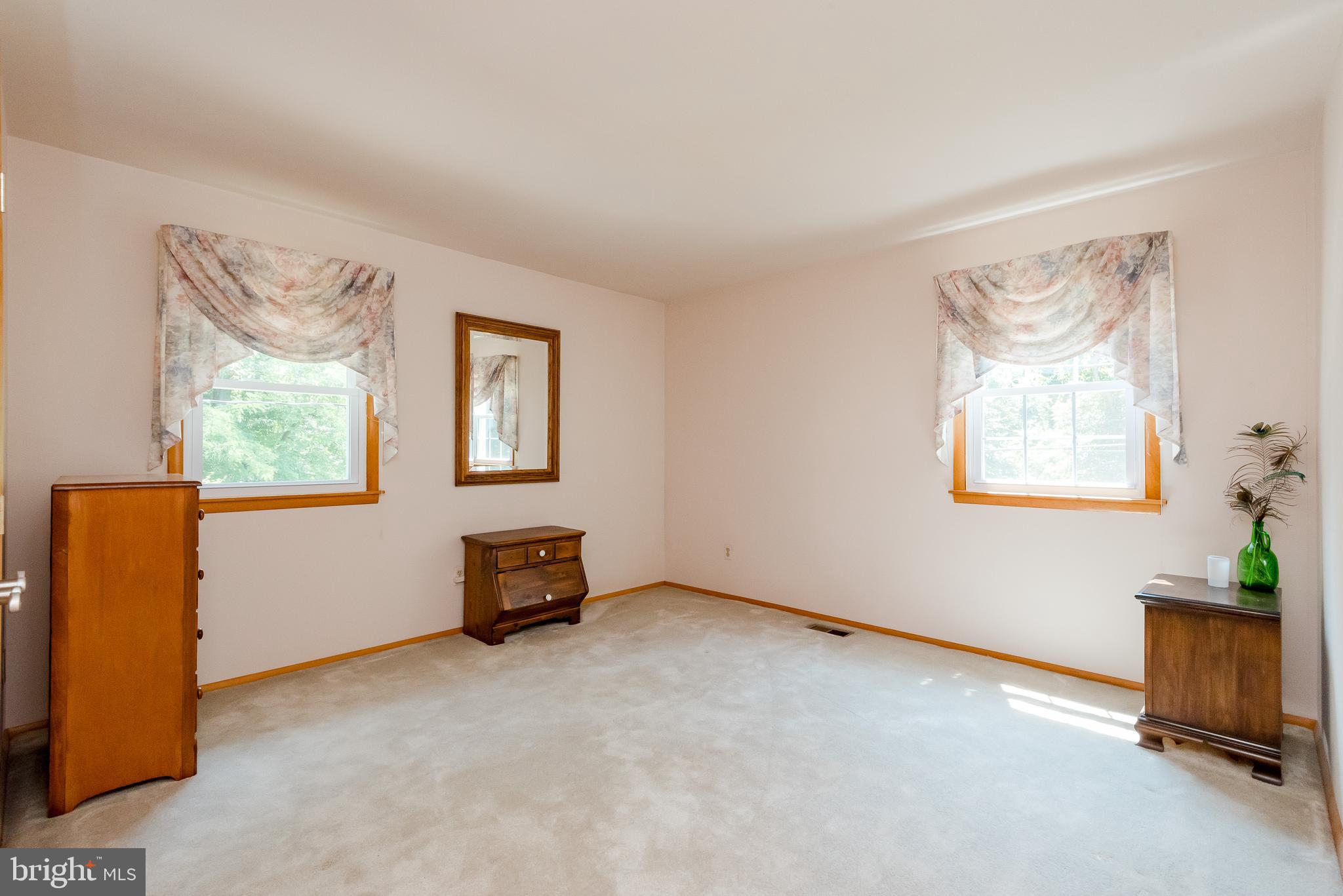 1768 Nanticoke Road Pasadena, MD 21122 - Photo 19 of 39 2nd bedroom