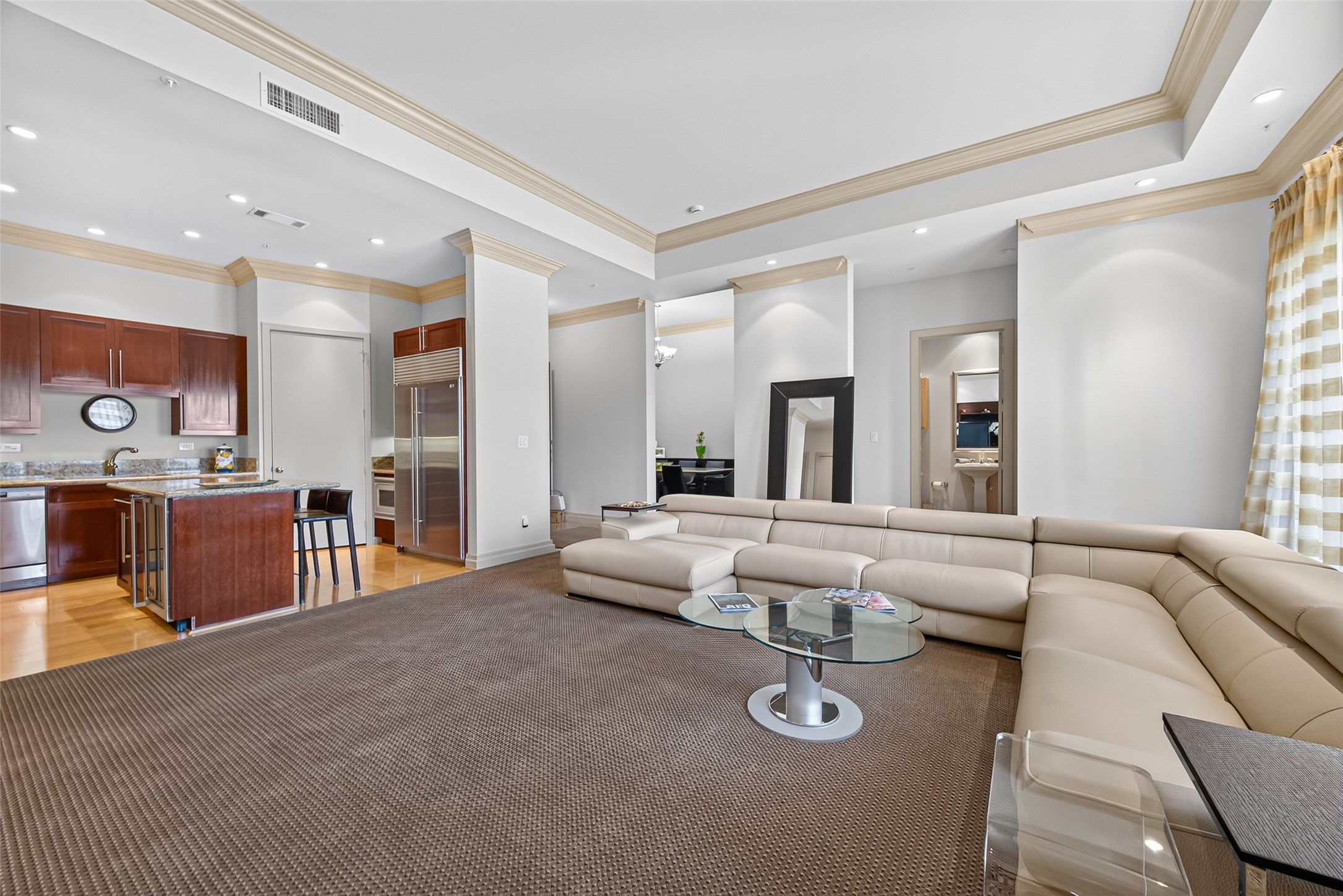 3388 Sage Road, Unit 502 Houston, TX 77056 - Photo 2 of 30 Welcome to the unit #502 of The Mercer Building. Elegant high rise living at it s best!