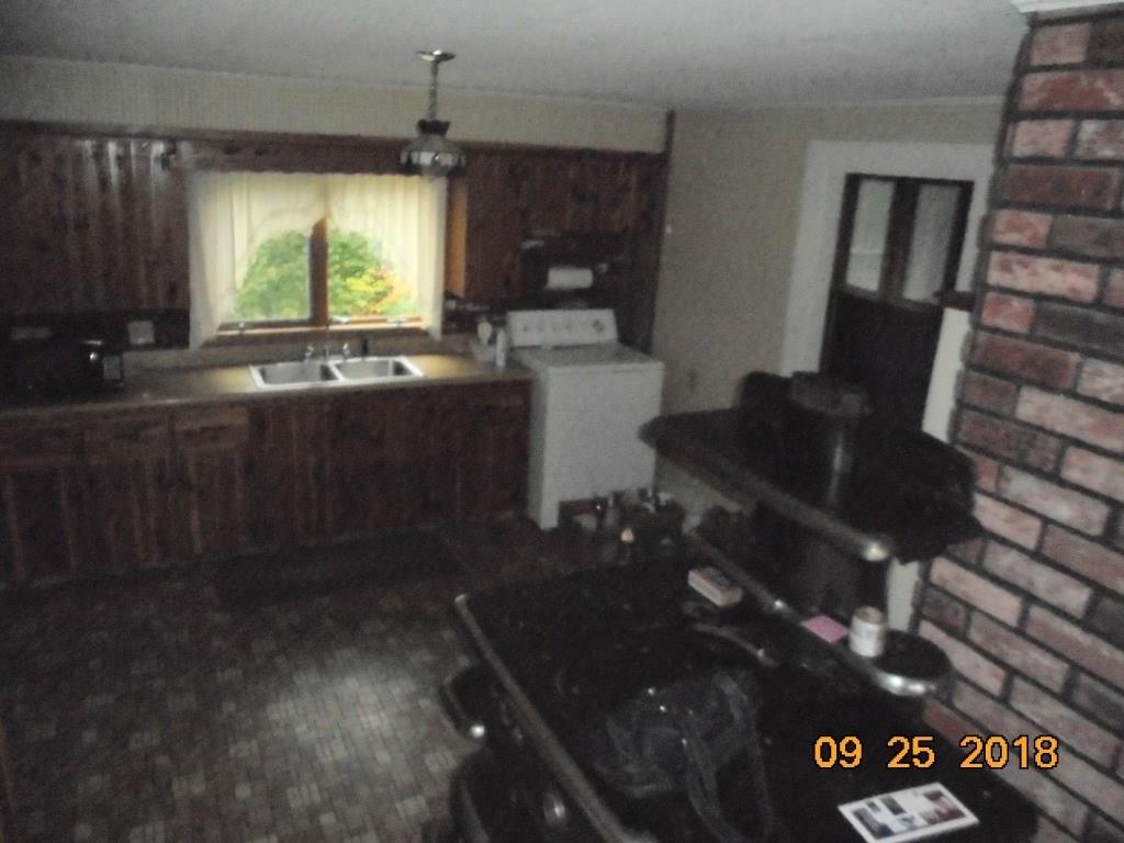 726 River Road North Anson, ME 04958 - Photo 8 of 27 Kitchen area