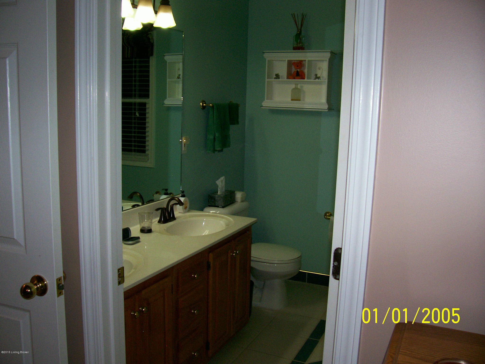 1406 Autumn Ridge Road Louisville, KY 40242 - Photo 25 of 44 100_1090